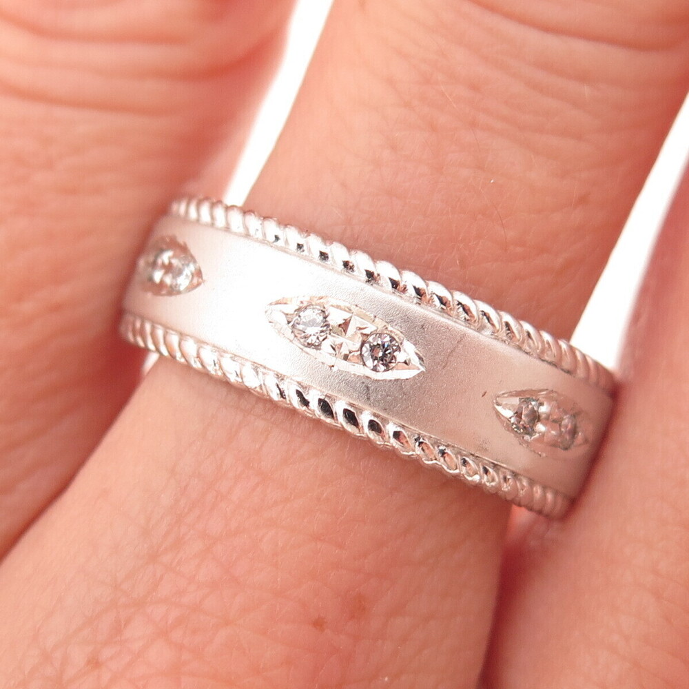 925 Sterling Silver Round-Cut C Z Ring Size 10